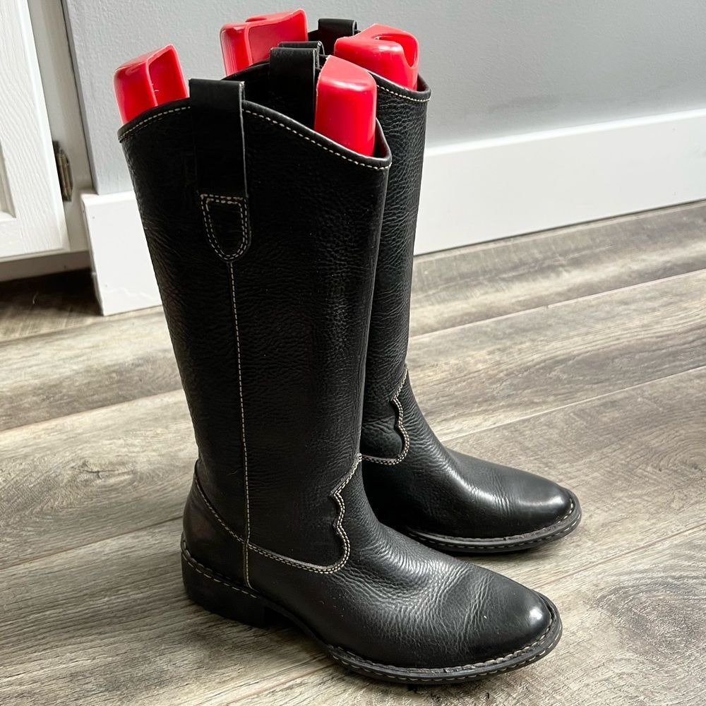 Born Shavano Pull On Black Pebble Leather Western Boot Size 7